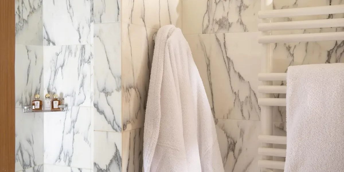 Hotel Chambiges Elysees Appartment bathroom Hotel Chambiges Elysees Appartment bathroom jpg