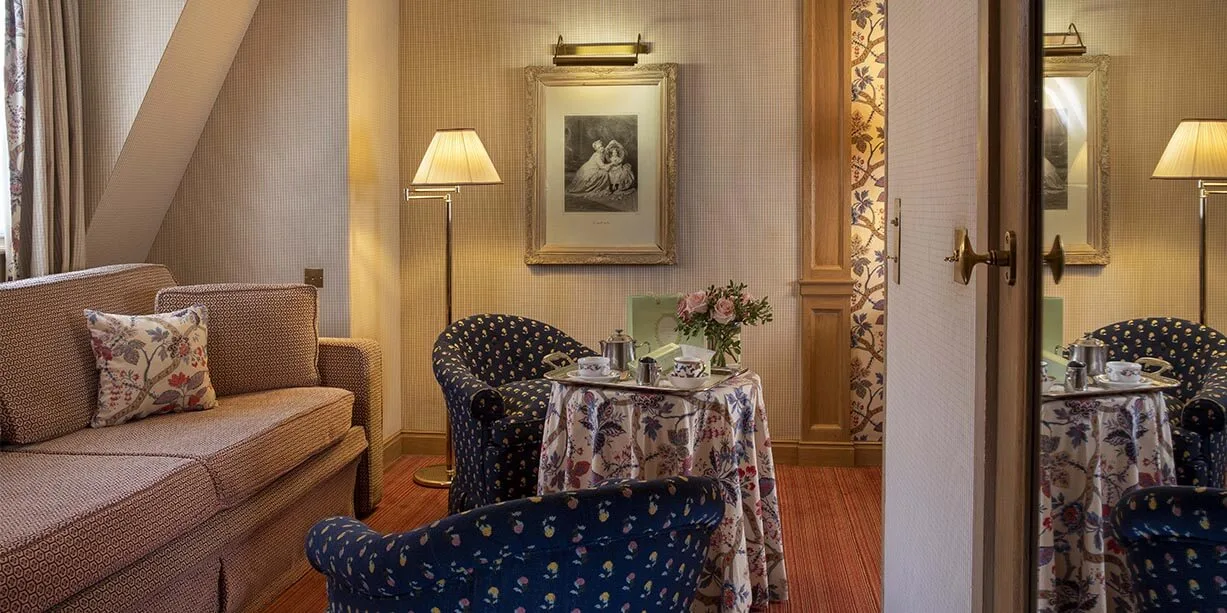 Our Suites 15 Hotel Chambiges Elysees Suite 7 jpg