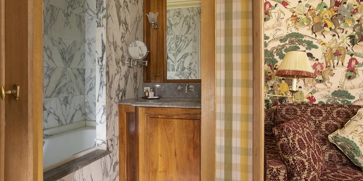 Our Suites 20 Hotel Chambiges Elysees Suite bathroom jpg