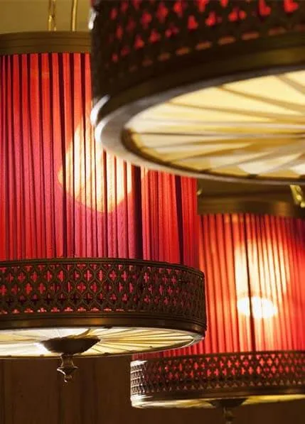 Hotel Chambiges Elysees bar detail jpg