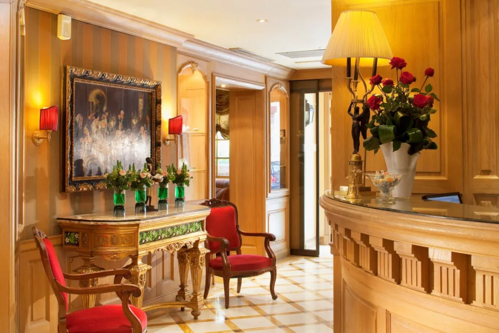 Gallery 2 Hotel Chambiges Elysees reception 2 paris