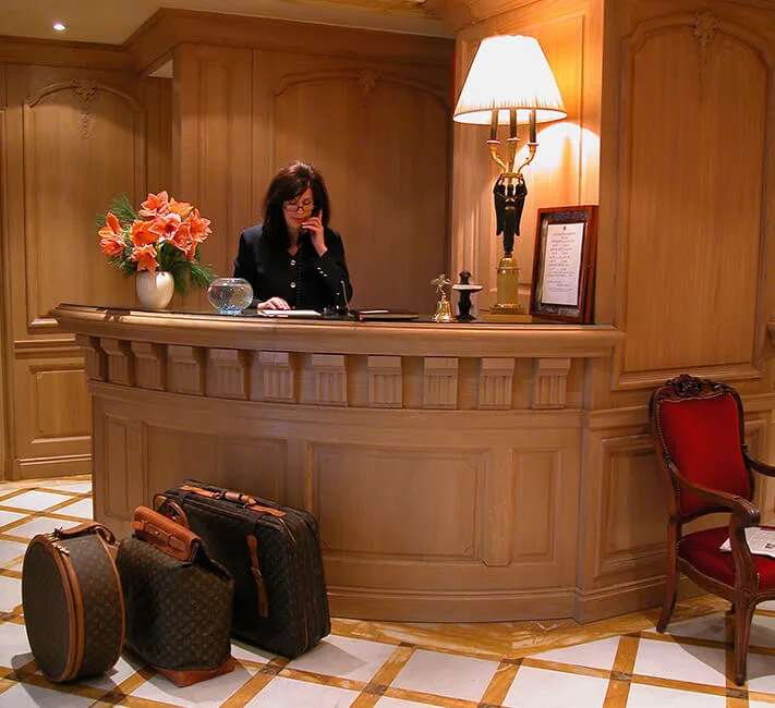 Hotel Chambiges Elysees reception presentation jpg
